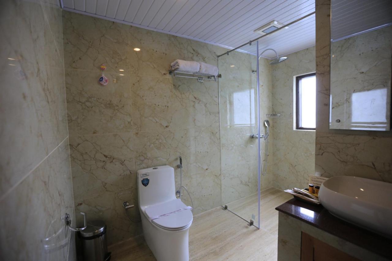 Phuntsho Khangsar Hotel 팀부 외부 사진
